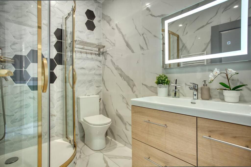 Charming Apart New 2 Bedrooms With Aircon París Exterior foto